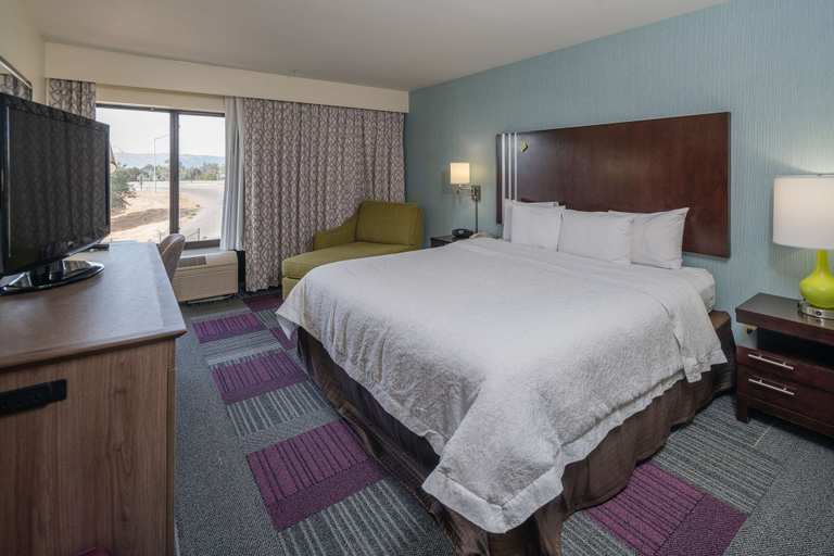 Bedroom 4, Hampton Inn Livermore, Alameda
