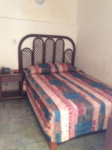 Bedroom 2, Hotel Economico Mallorca, Veracruz