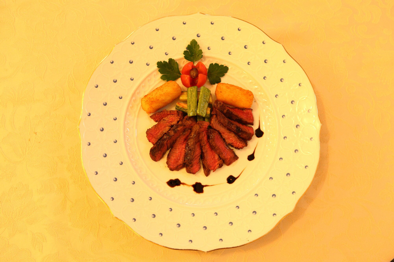 Food & Drinks 7
