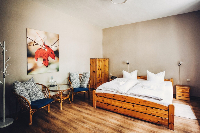 Bedroom 5, Gasthaus und Pension Alter Hafen, Oberhavel