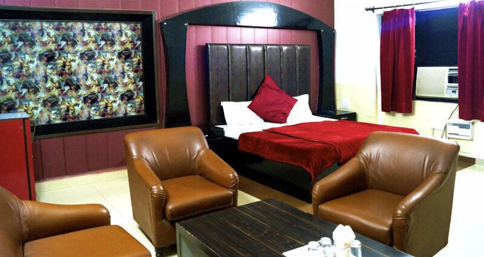 Bedroom 3, Hotel Shiraz Continental, Amritsar