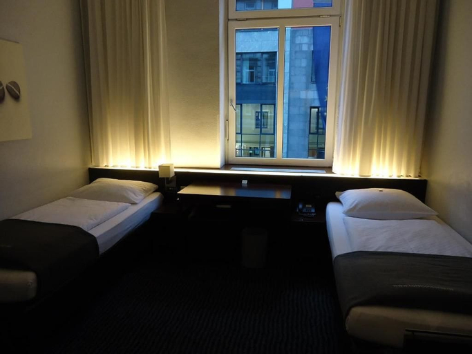 Bedroom 2, Concorde Hotel, Frankfurt am Main