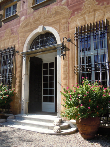 Exterior & Views 19