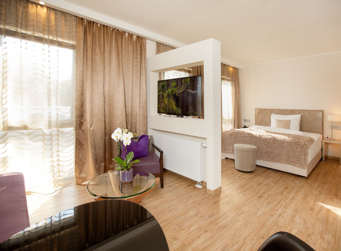 Bedroom 16