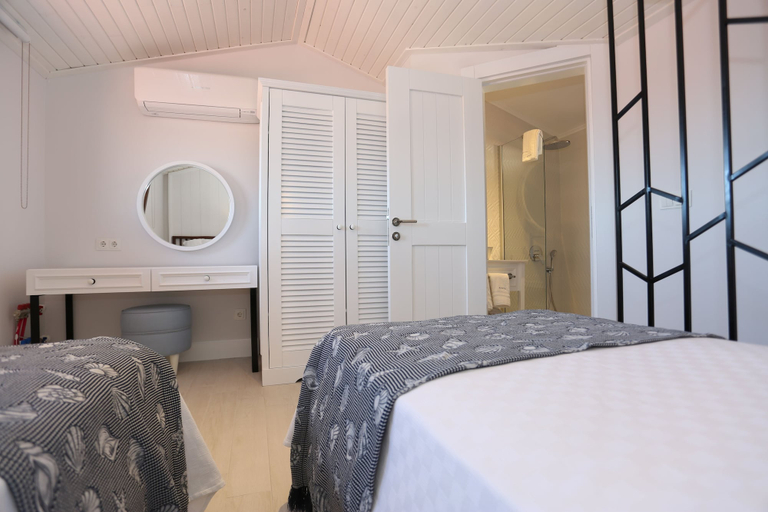 Bedroom 4, Alp Suites Pinehill, Ula