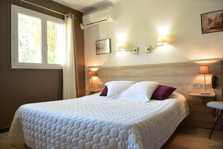 Bedroom 3, Hôtel Le Grillon, Haute-Corse