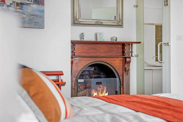 Bedroom 2, Oakleigh House, Burnie - Pt A