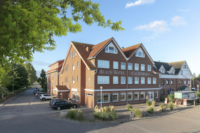 Exterior & Views 2, Beach Hotel California, Plön