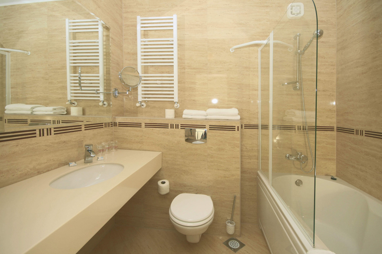 Bathroom 5, Hotel Medena Budget, Seget