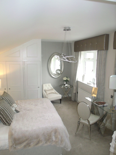 Others 5, The Dog at Peover, Cheshire East