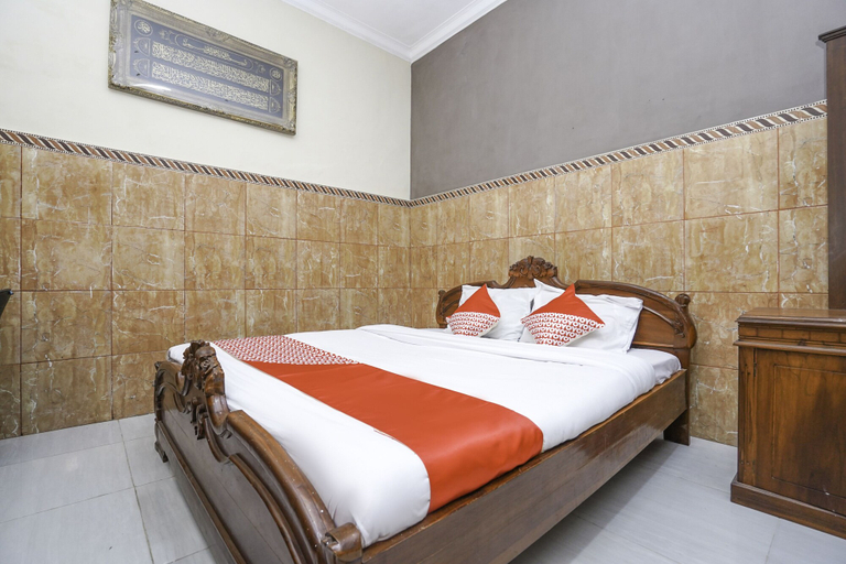 Bedroom 1, Hotel Madinah Syariah, Pulau Madura
