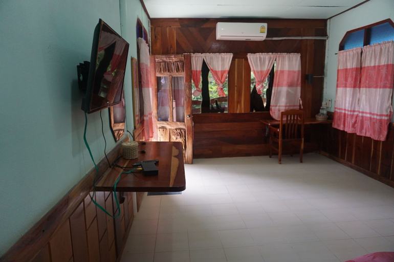 Bedroom 3, Rai Aeifoon Resort, Thep Sathit