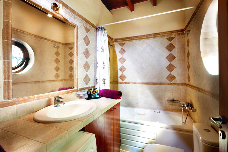 Bathroom 3, disCrete Villa Loutra, Crete