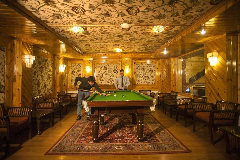 Food & Drinks, Hotel Heevan Retreat, Baramulla