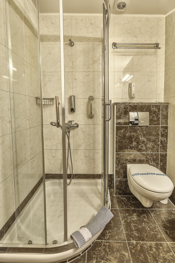 Bathroom 5, Sofia Hotel, Crete