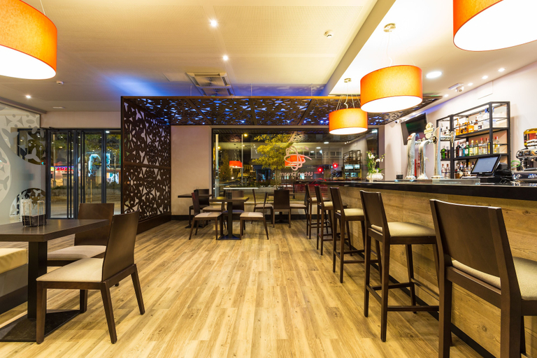Food & Drinks 5, Dwo Urban Granada, Granada