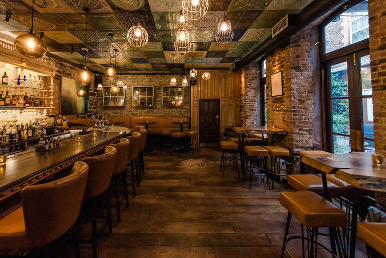 Food & Drinks 5, Isaac's Cork