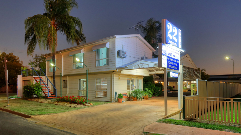 Exterior & Views 2, 22 on Bowen Motel, Roma