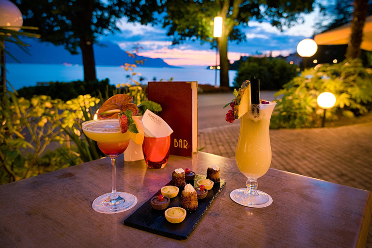Food & Drinks 8