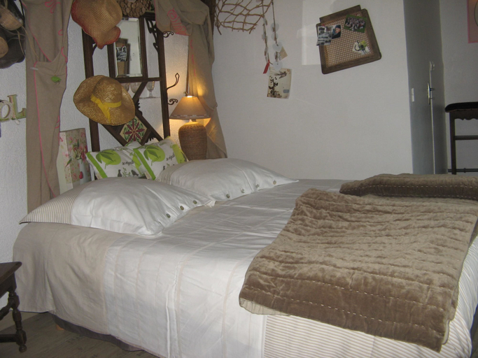 Bedroom 3, Les Aires en Scènes, Somme