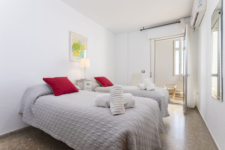 Bedroom 3, Rentcostadelsol Malaga-El Palo, Málaga