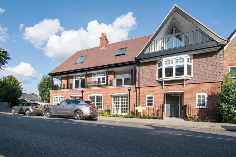 Exterior & Views, Hampden Apartments - the Diana, Slough