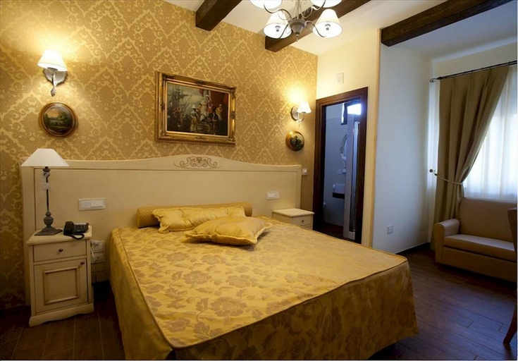 Bedroom 2, Hotel Villa Clementina, Salerno