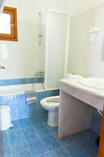 Bathroom 4, Ideal Hotel, Crete