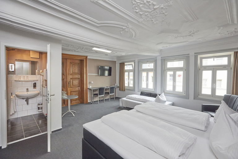 Bedroom 4, Hotel Schlemmer Victors Restaurant, Westerwaldkreis