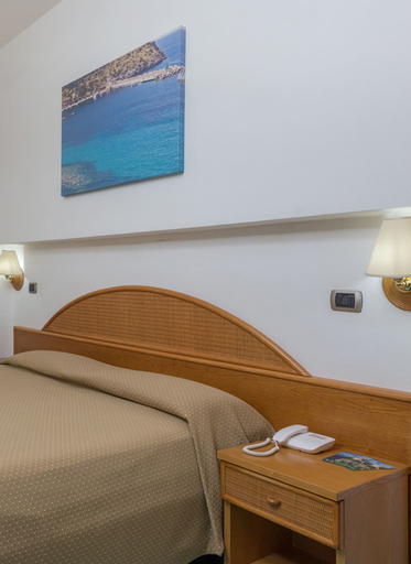 Bedroom 3, Hotel Sporting, Napoli