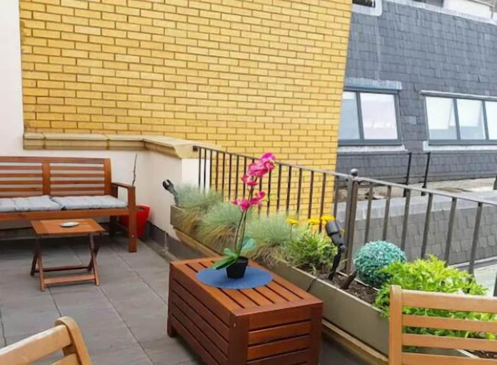 Others 4, 3 Beds 2 Baths Penthouse, London