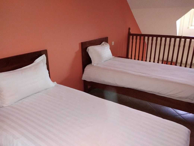 Bedroom 4, Sunset Reef Resort & Spa