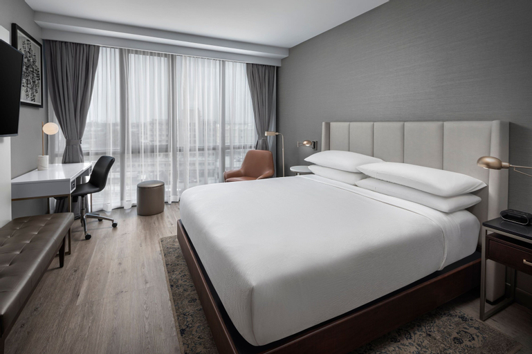 Bedroom 4, Four Points by Sheraton Flushing, New York