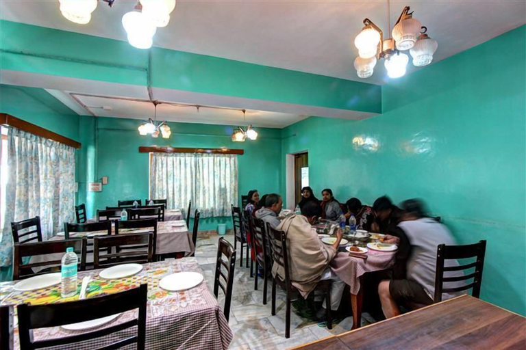 Food & Drinks, Hotel Marble, Kullu