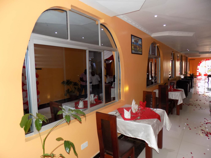 Food & Drinks 5, Great North Resort, Maragwa