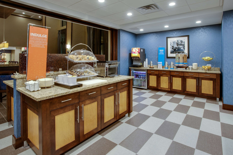Food & Drinks 4, Hampton Inn & Suites Philadelphia/Bensalem, Bucks