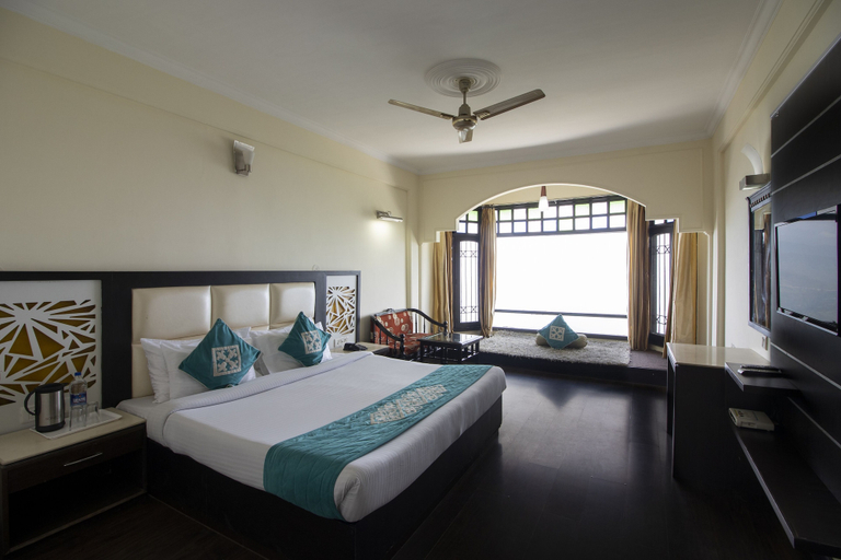 Bedroom 3, Snow Valley Resorts, Chamba
