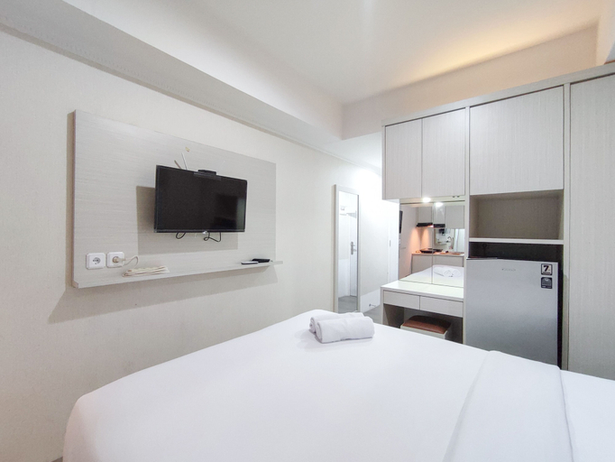 Room 4, Warm And Cozy Style Studio Room At Paltrow City Apartment, Semarang