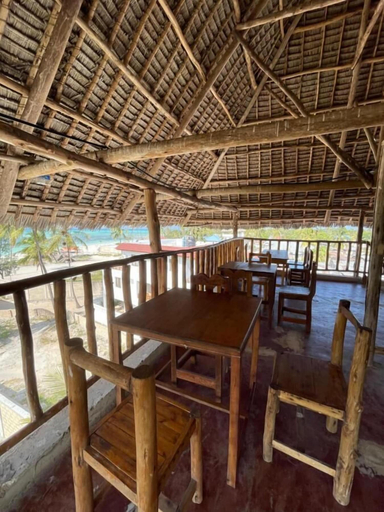 Food & Drinks 4, Mambo Boutique Nungwi, Kaskazini 'A'