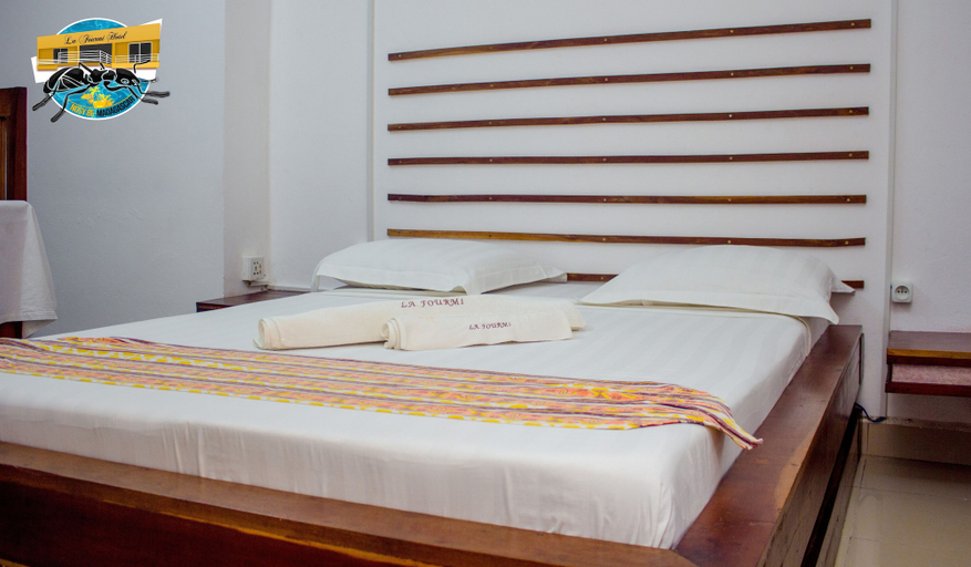 Bedroom 3, La Fourmi Hôtel, Diana