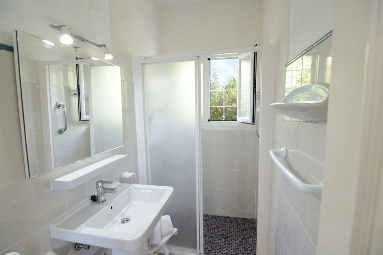 Bathroom 4, Apartamentos Casa Franziska, Baleares