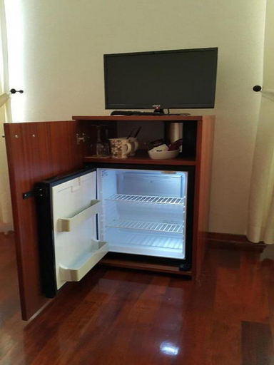 Others 5, Villa Slika, Milna