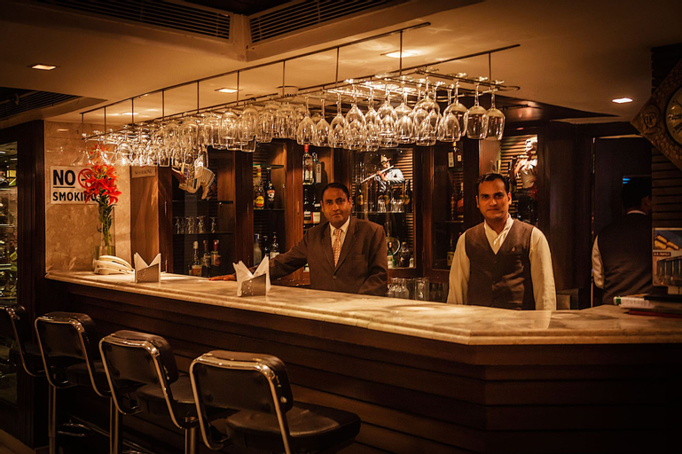 Food & Drinks 5, Hotel Shanti Palace, West