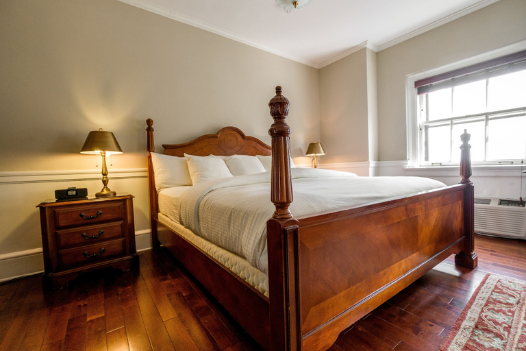 Bedroom 2, Hotel 340, Ramsey