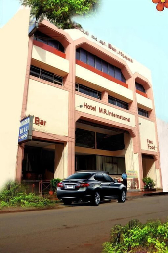 Exterior & Views, Hotel Radhakrishna, Satara