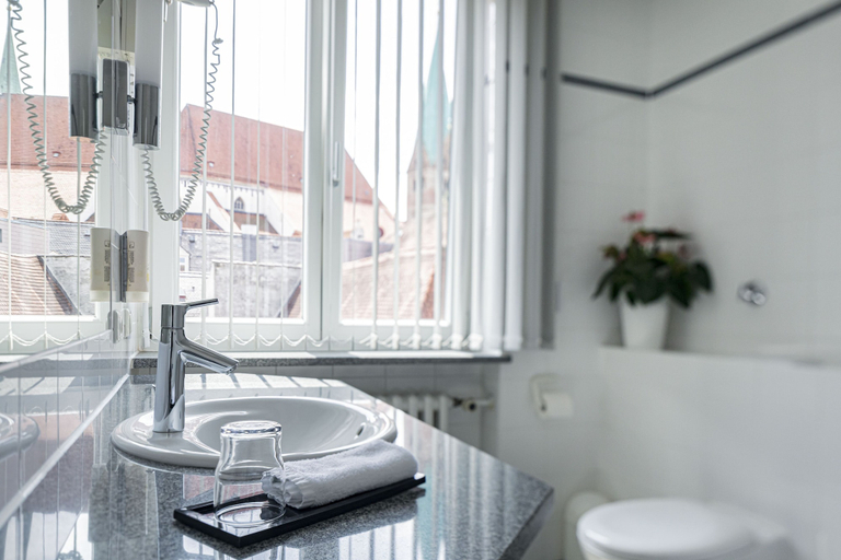 Bathroom 4, Dom Hotel Augsburg, Augsburg