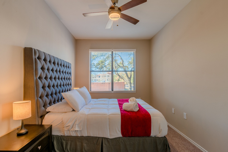Bedroom 2, Corporate Apartments - Uptown Dallas, Dallas