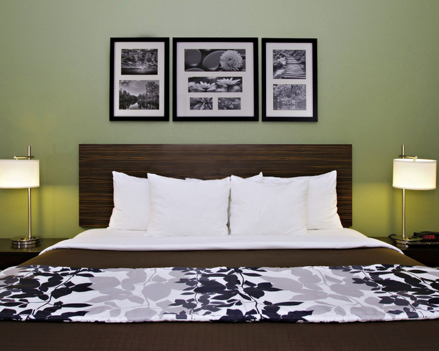 Bedroom 3, Sleep Inn & Suites Jasper I-22, Walker