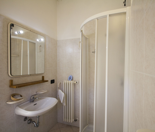 Bathroom 4, Albergo Sala, Como