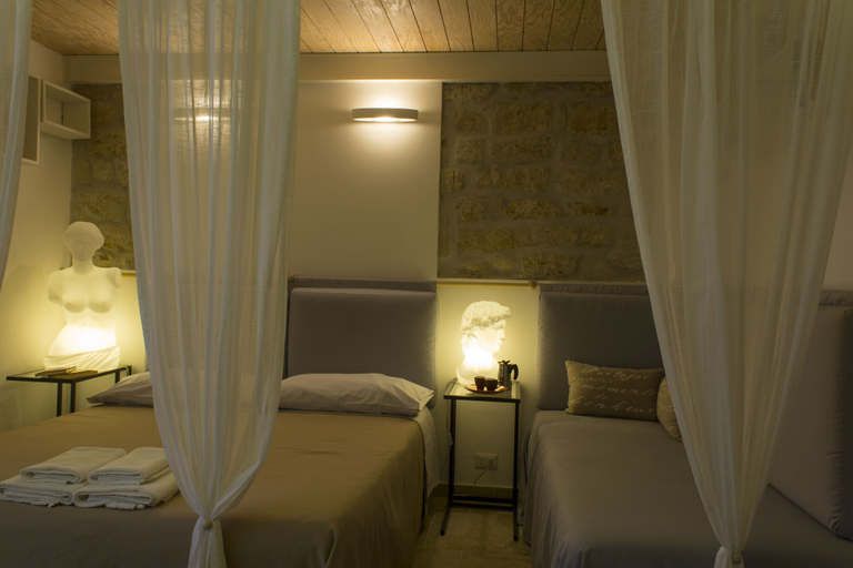 Bedroom 3, Casa Latina B&B, Napoli